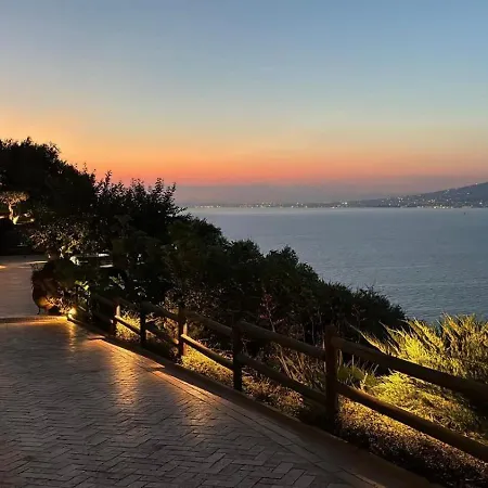 Denise Bed & Breakfast Vico Equense