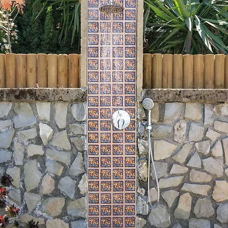 Denise Bed & Breakfast 4*