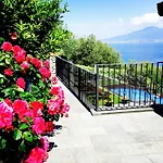 Bed and breakfast Denise 4*