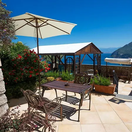 Oda ve Kahvaltı Denise