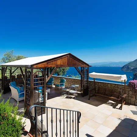 Denise 4* Vico Equense